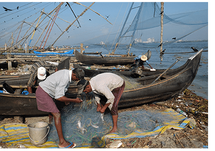 Kerala-fishermen-ocean-pollution-1