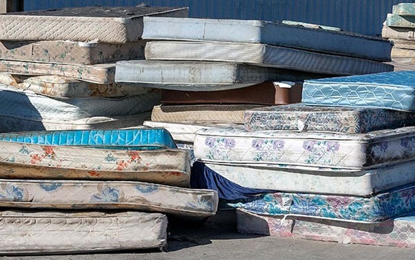 mattress-disposal-image